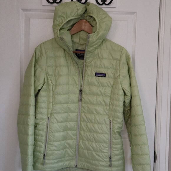 Patagonia Women's Nano Puff Hoody Small S, Color Mint - Picture 1 of 9